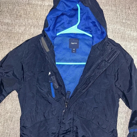 Gapkids boys lightweight jacket size XS 4-5 - Picture 4 of 5